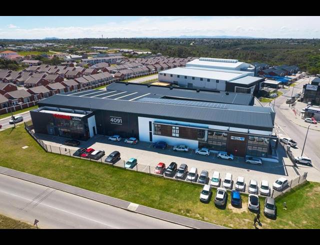 BUSINESS PROPERTY TO RENT IN FAIRVIEW